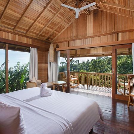 Giriwood Hotel & Villa Munduk  Exterior photo