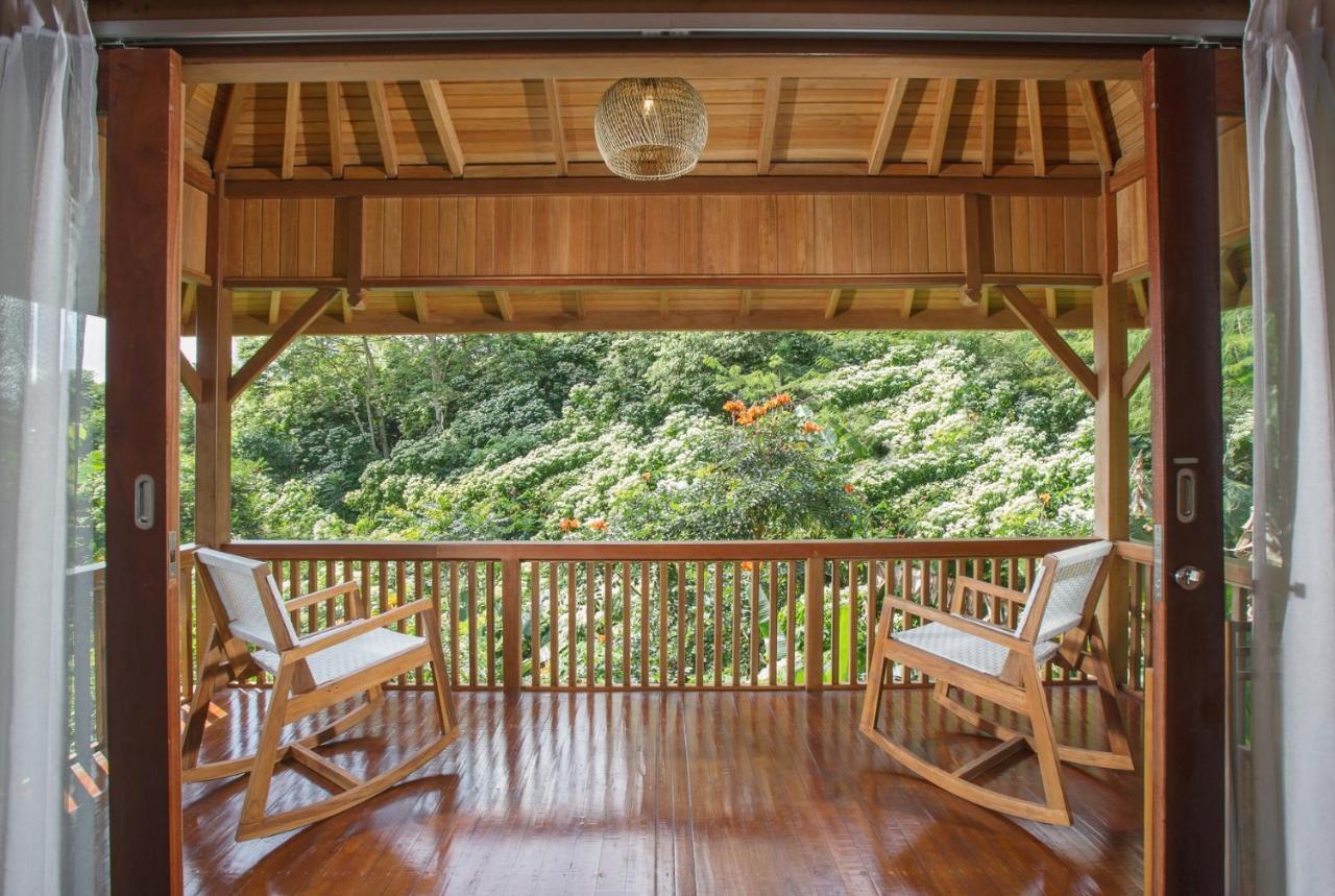 Giriwood Hotel & Villa Munduk  Exterior photo